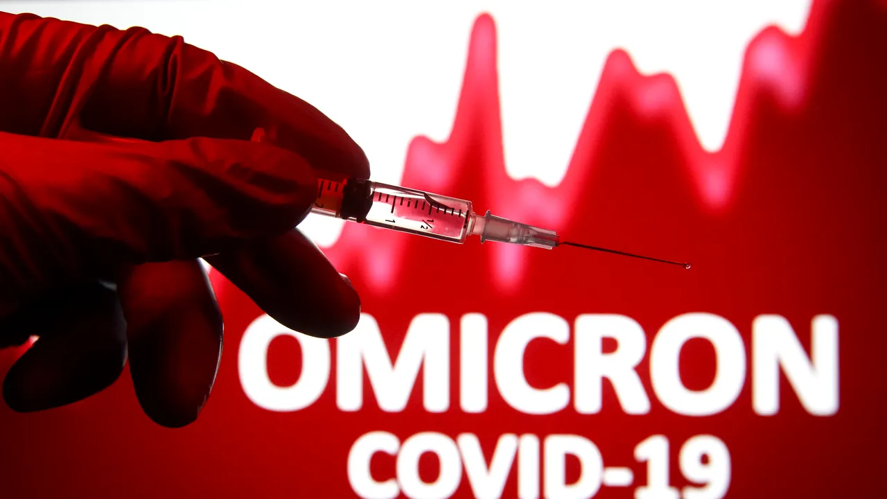 Creşte numărul românilor infectaţi cu varianta Omicron. Ultimele date