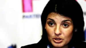 CAB: Lavinia Şandru şi-a depus candidatura în mod legal