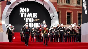 „No Time to Die”. Russell, Raikkonen şi Horner, printre vedetele F1 care au participat la noua premieră James Bond