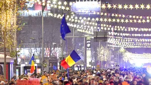 A cincea zi de proteste pentru o justiție independentă. Aproximativ 10.000 de oameni au mers în marș spre Piața Victoriei: „Lia, Lia, te așteaptă pușcăria”