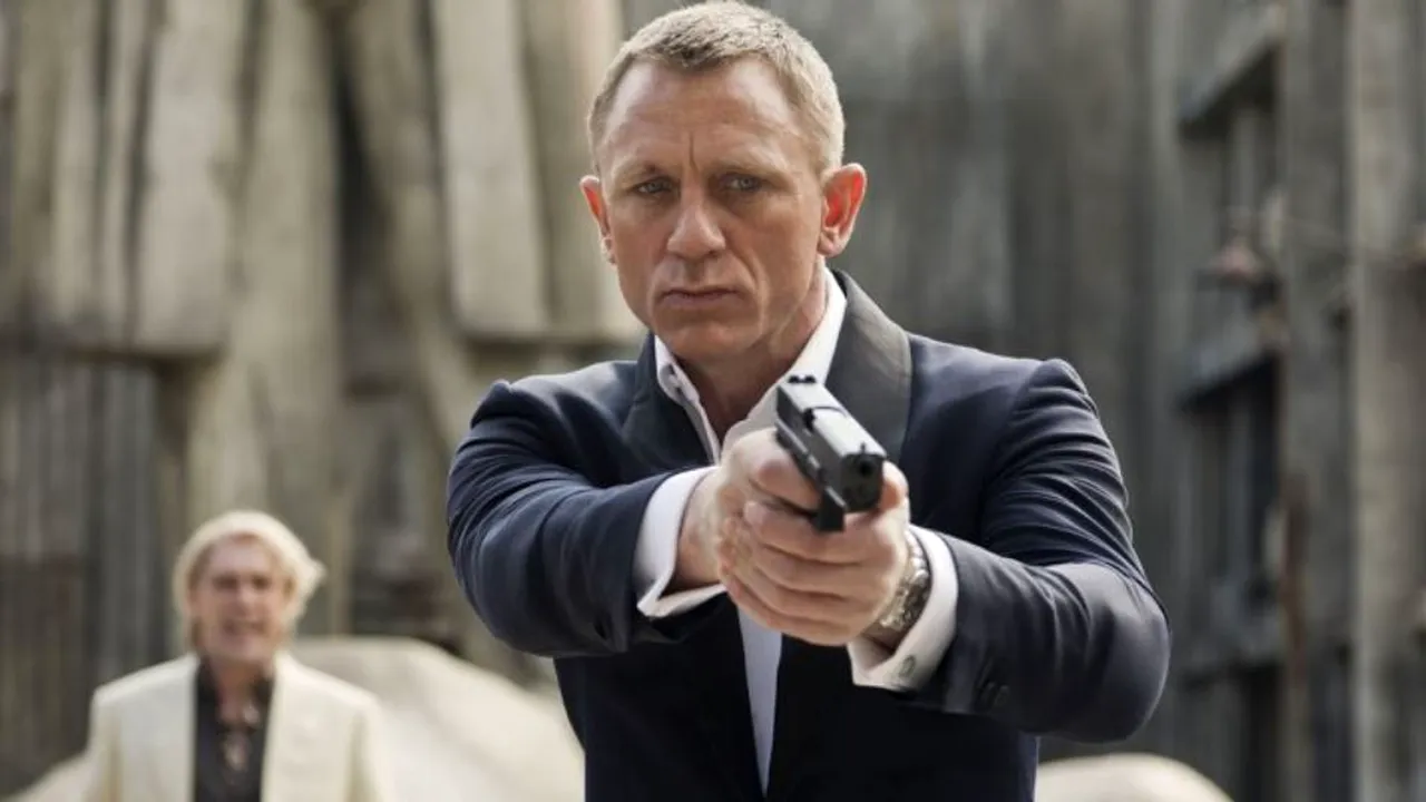 Ce naşte din spion: Fiica lui James Bond va avea propria franciză