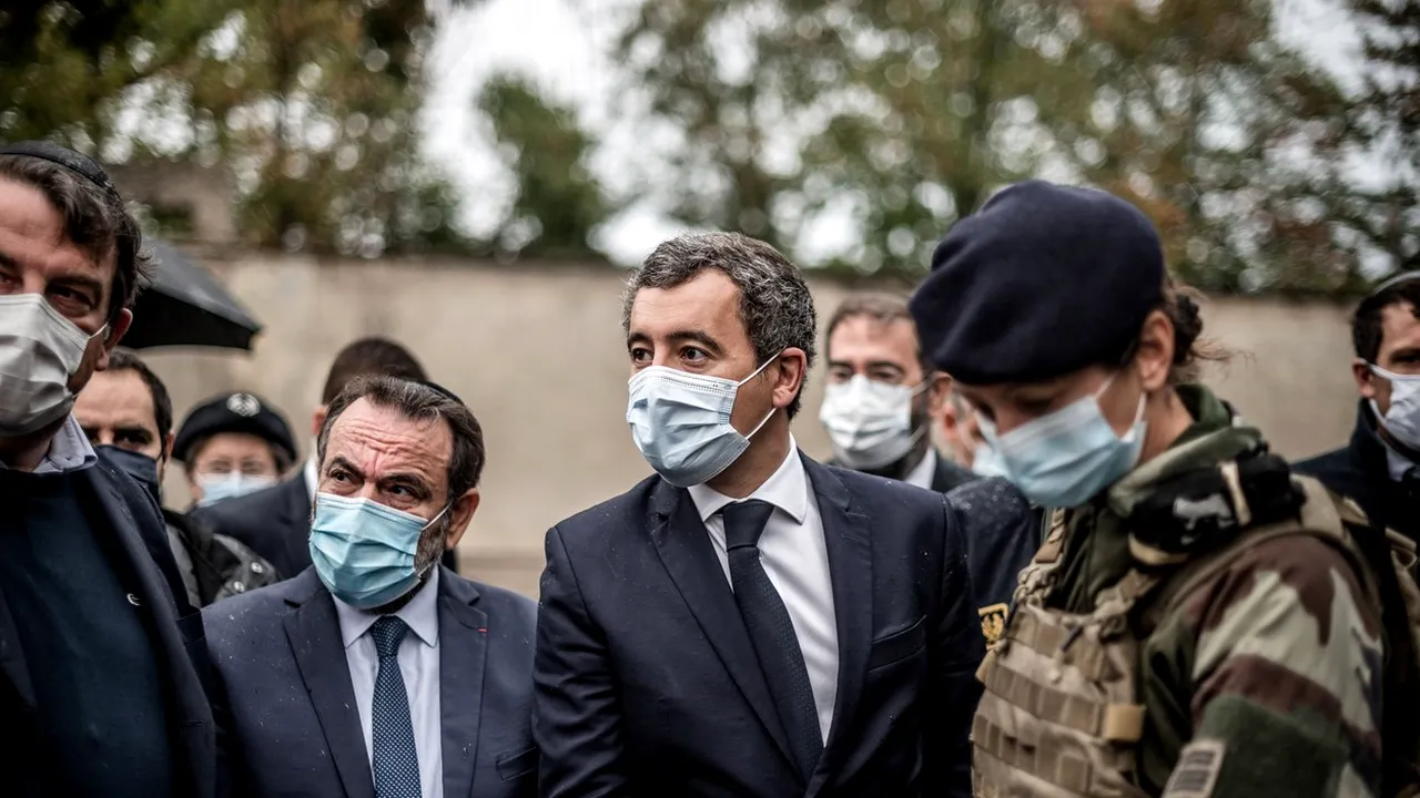 Ministrul de Interne din Franţa, după atacul cu armă albă de vineri, de la Paris: ”Suntem în război împotriva terorismului islamist”