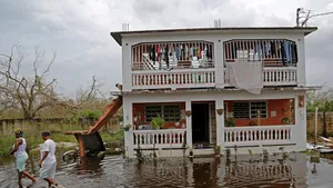 Donald Trump critică autorităţile din Puerto Rico, stat puternic afectat de Uraganul Maria