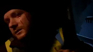 VIDEO Activistul de mediu Daniel Bodnar, atacat cu pietre şi umplut de sânge, în Bucovina. Vela intervine