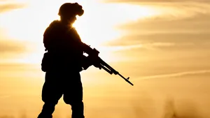 Dorin Oancea, editorialist MEDIAFAX: Negociem, sau rămânem fără arme şi cu banii luaţi?