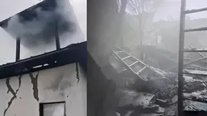Clopotnița unei biserici din Vâlcea a ars. De la ce a pornit incendiul?