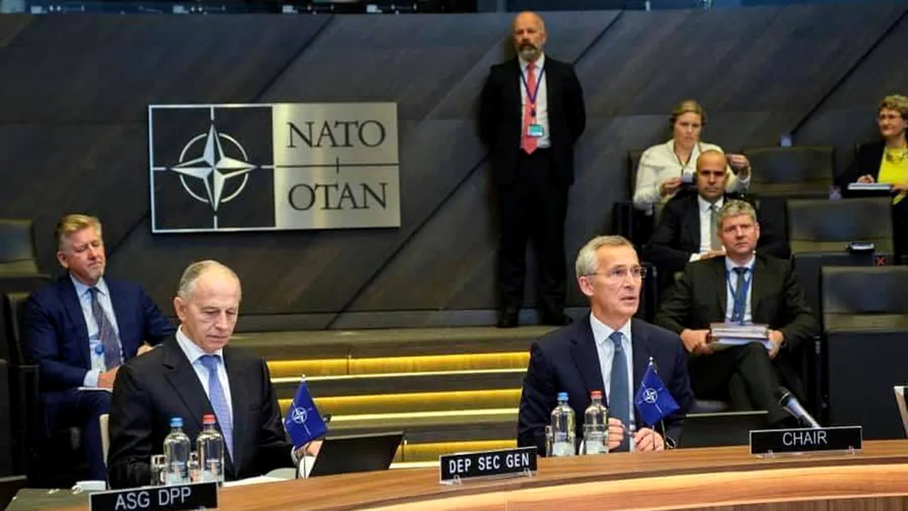 Mandatul lui Mircea Geoană de secretar general adjunct al NATO, prelungit cu un an