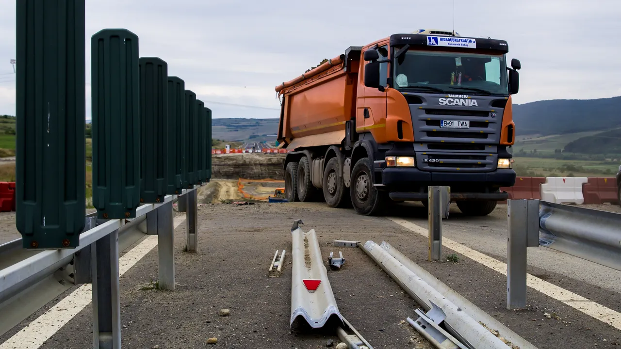 Situaţia autostrăzilor din Moldova este la un nivel nesatisfăcător. Compania Naţională de Administrare a Infrastructurii Rutiere este nemulţumită de ritmul lucrărilor 