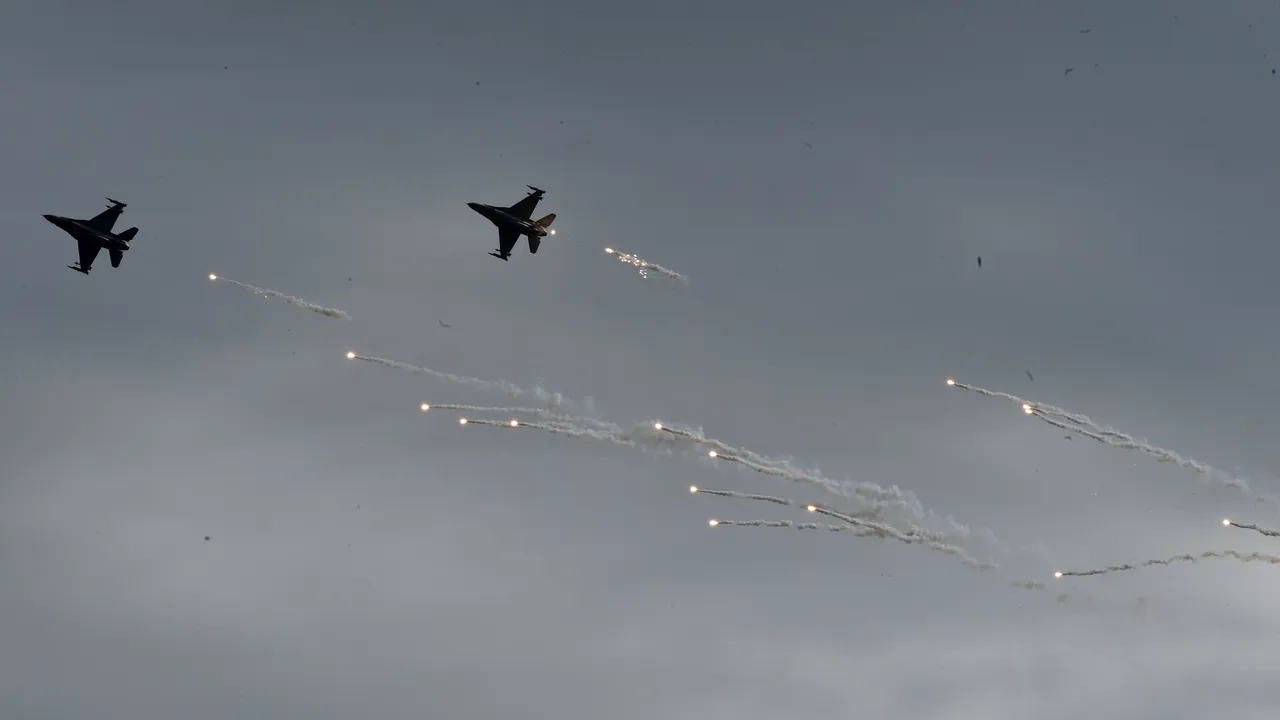 SUA cer Beijingului să nu mai pună presiune pe Taiwan, după o nouă incursiune a 12 avioane militare chineze:”Comportamentul Chinei faţă de Taiwan şi alţi vecini este îngrijorător” 