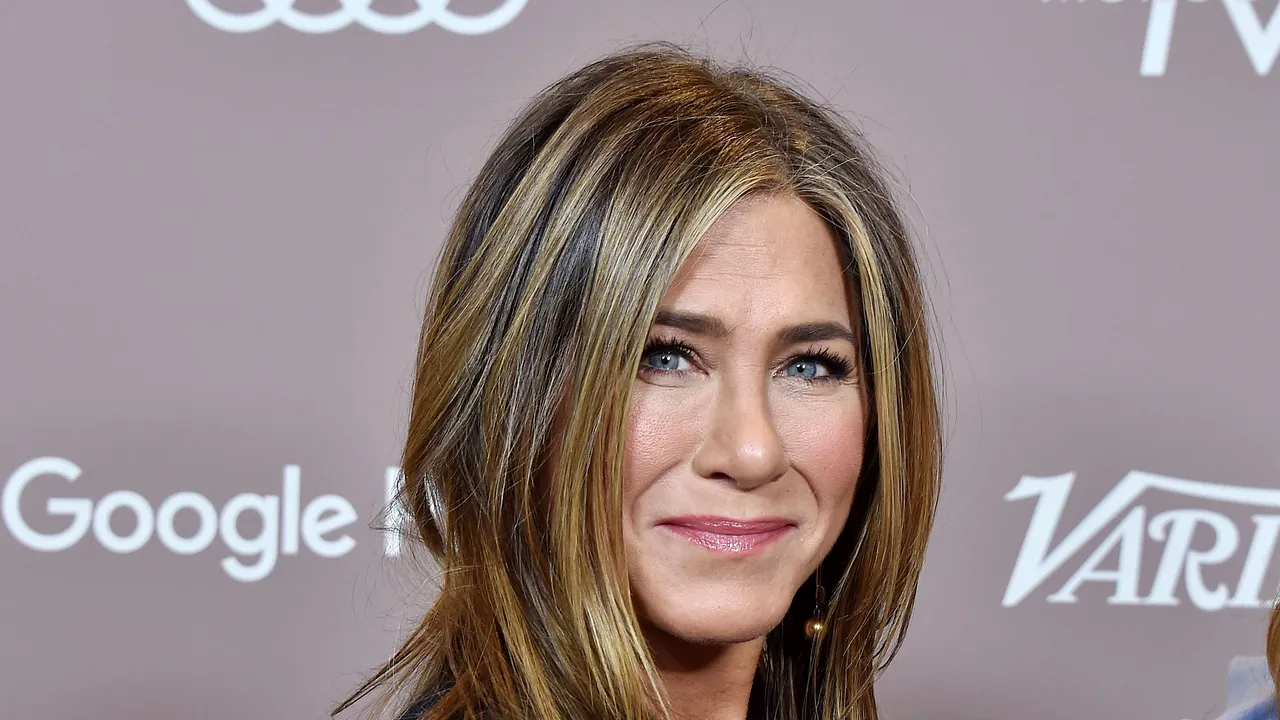 Jennifer Aniston, recunoscătoare că s-a putut vaccina împotriva COVID-19. ”Nu toţi sunt la fel de privilegiaţi”