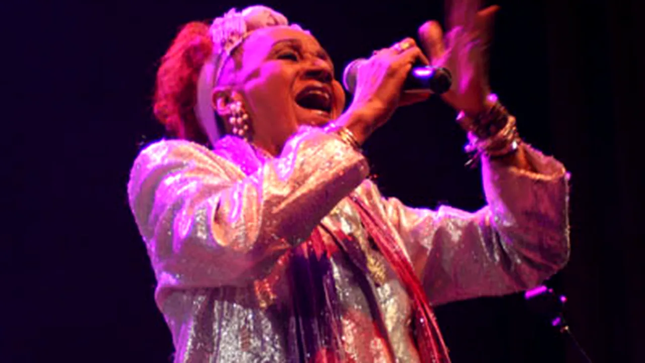 Live from Buena Vista: The Havana Lounge - aproape sold out (Video)
