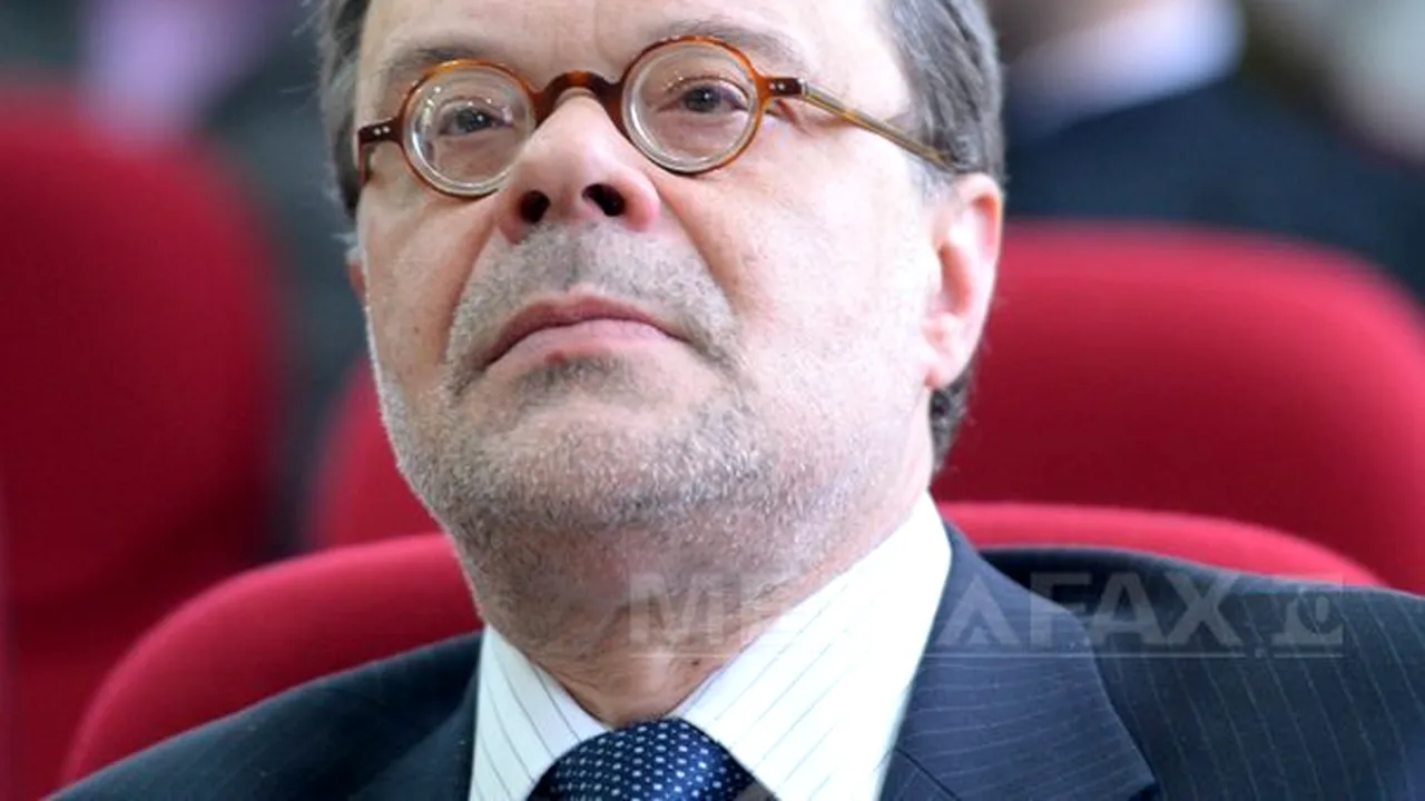 Antonescu: Declaraţiile lui Barbu sunt de natură să genereze demisia din funcţia de ministru. Cred că va demisiona
