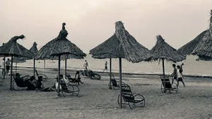 Plajele de pe litoral au fost pregătite pentru 1 Mai şi predate administratorilor