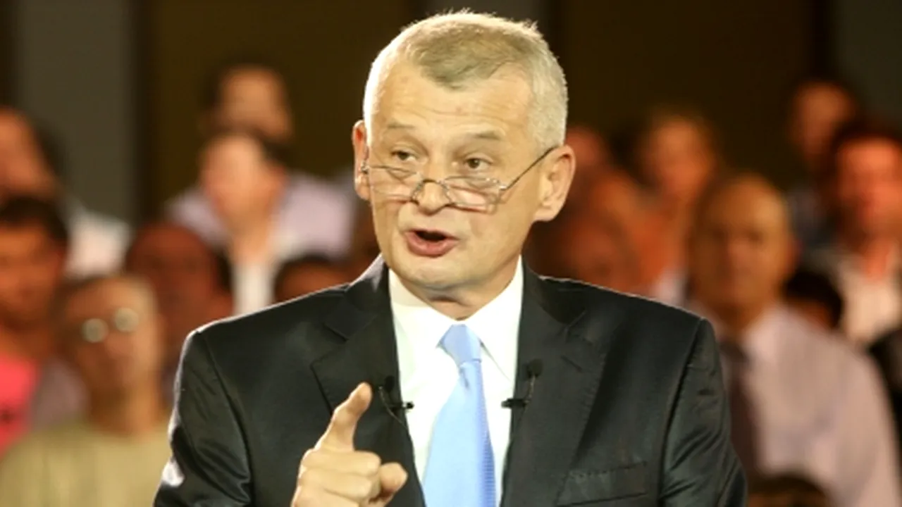 Oprescu: Băsescu e 