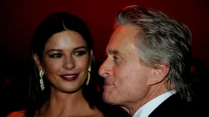 Catherine Zeta-Jones şi Michael Douglas se mută la New York
