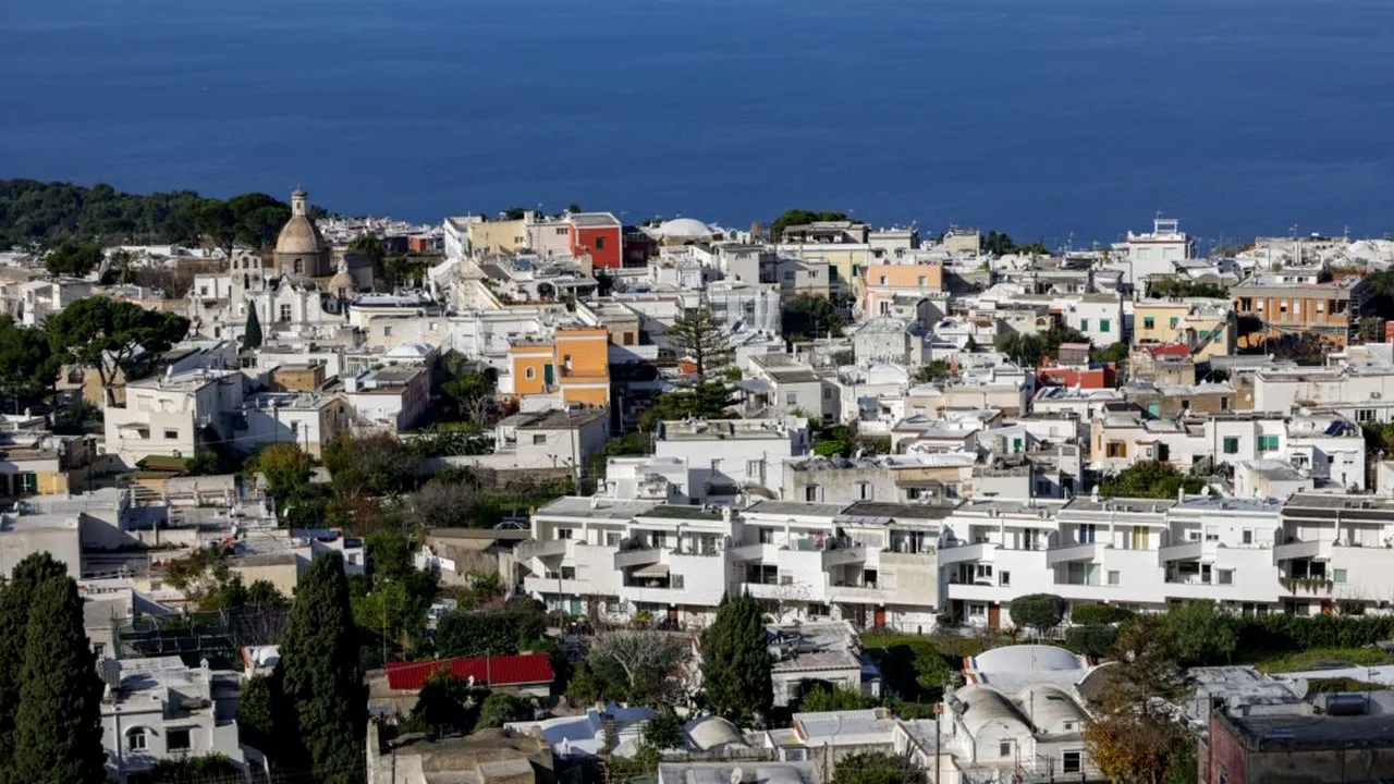 Bătaie generală în una dintre cele mai aglomerate zone turistice din Italia