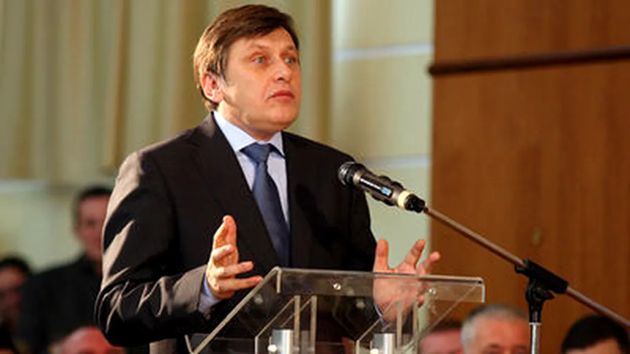 Romania's President Regrets Having Promulgated Law On 50% Wage Increase For Teachers