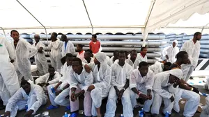 Matteo Renzi cere solidaritate în soluţionarea crizei imigraţiei clandestine