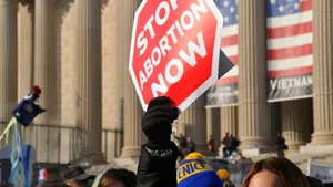 Moment istoric. Europa a votat în favoarea unui program de îmbunătățire a accesului la avorturi