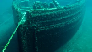 Epava bine conservată a unei nave foarte vechi, descoperită pe fundul unui lac din Norvegia