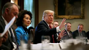 SUA anunţă RETRAGEREA din Tratatul Forţelor Nucleare/ Donald Trump ameninţă Rusia cu reacţii 