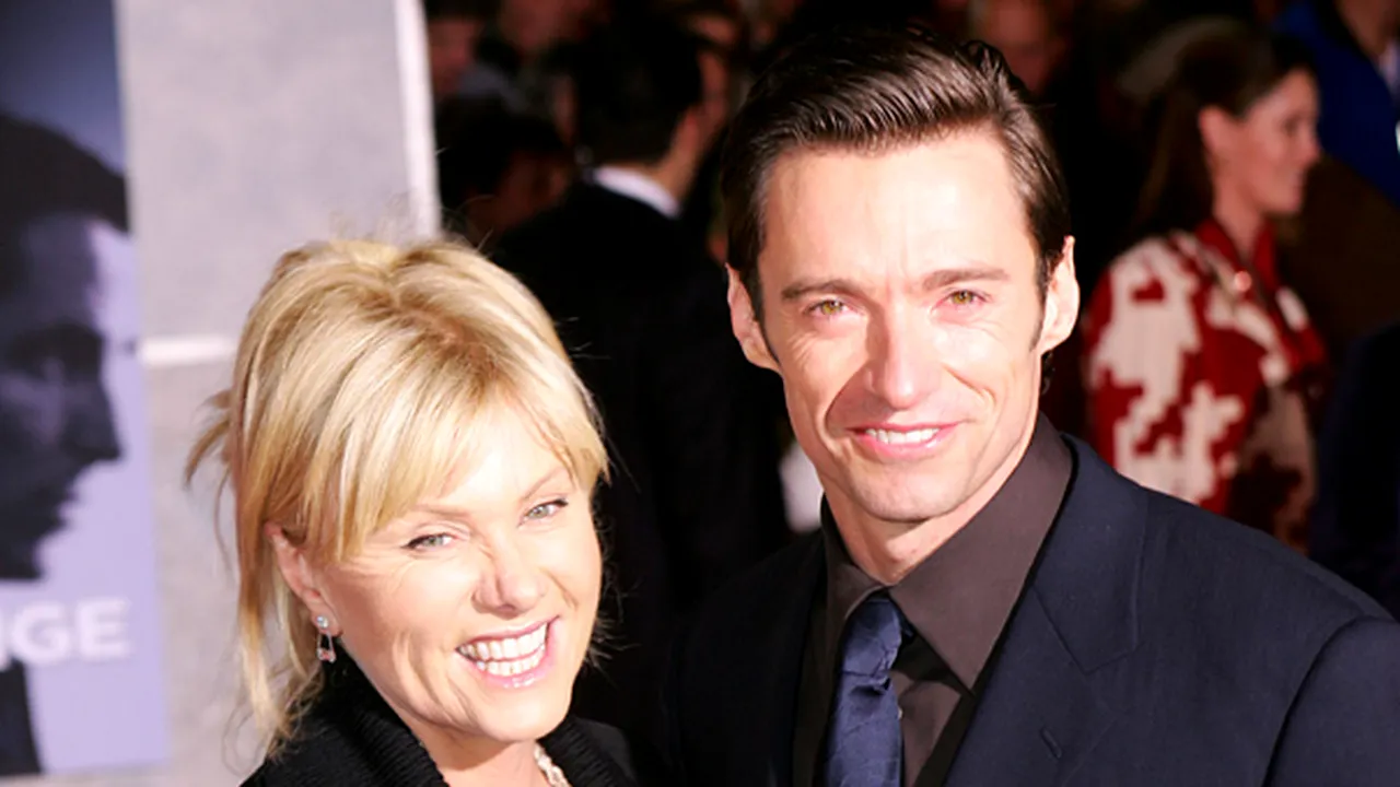 Actorul Hugh Jackman divorţează de soţia sa, Deborra-Lee Furness, după aproape 30 de ani de căsnicie