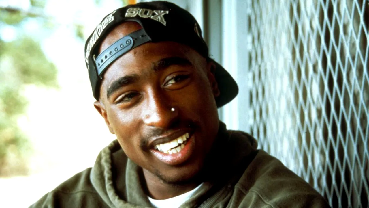 Un bărbat a fost arestat în legătură cu uciderea lui Tupac Shakur în 1996