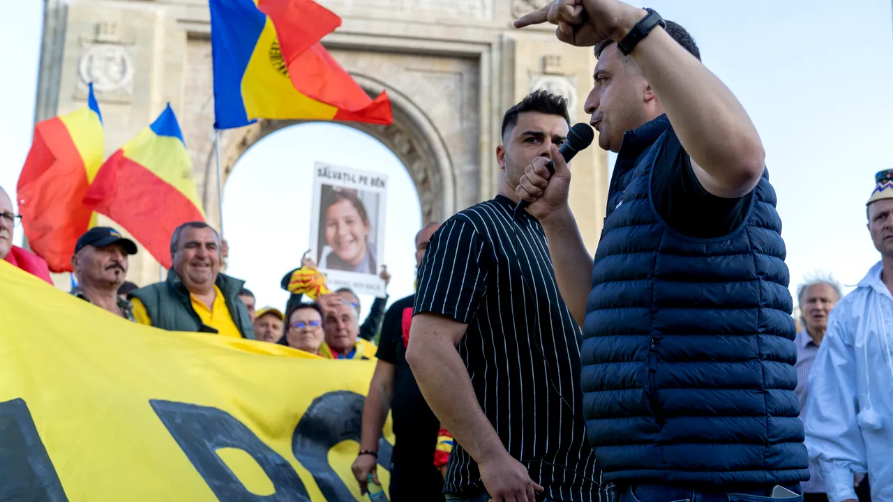 Reacţia AUR, după ce o consilieră a partidului a intrat cu gloanţe în geantă în Camera Deputaţilor