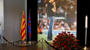 Jucătorii echipei FC Barcelona i-au adus un omagiu lui Vilanova, la stadionul Camp Nou - FOTO