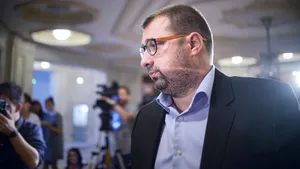 Daniel Dragomir, fost ofiţer SRI, a fost condamnat la 3 ani şi 10 luni de închisoare cu executare