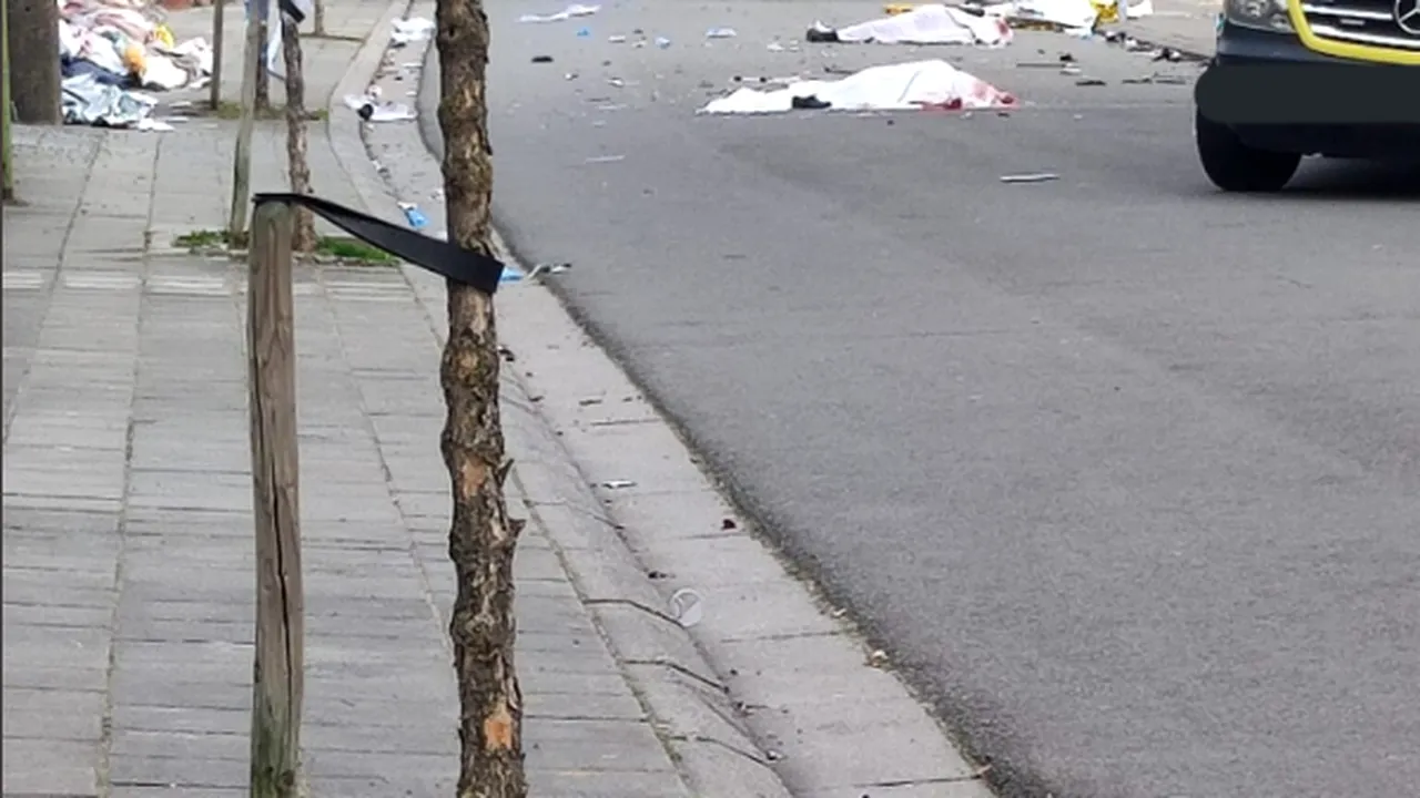 O maşină a intrat în mulţimea adunată la un carnaval la sud de Bruxelles: cel puţin 4 morţi şi zeci de răniţi