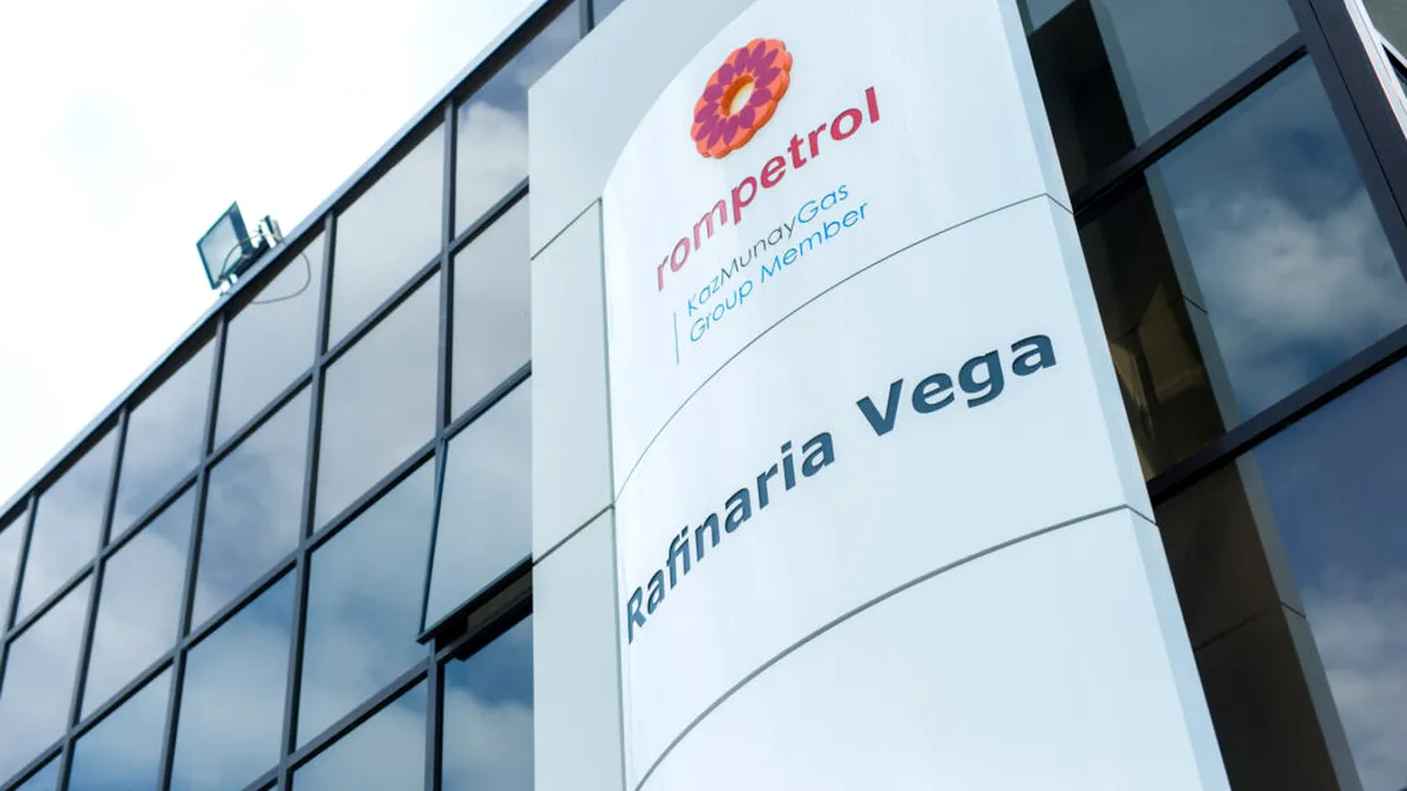 Rompetrol ar urma să închidă temporar cele două rafinării ale sale, Petromidia și Vega. Cât va dura măsura și ce a determinat-o