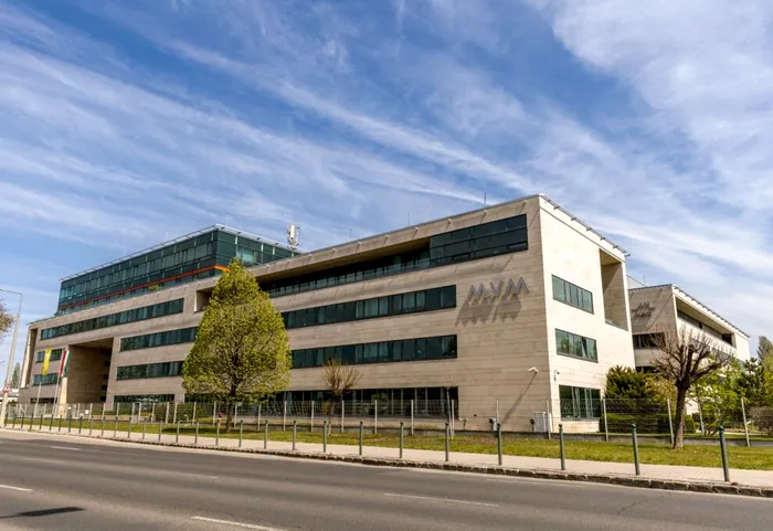 Breaking News Acordul dintre MVM și E.ON încetează azi. „MVM regretă că guvernul român nu susține tranzacția”. Declarațiile oficialilor de la Budapesta