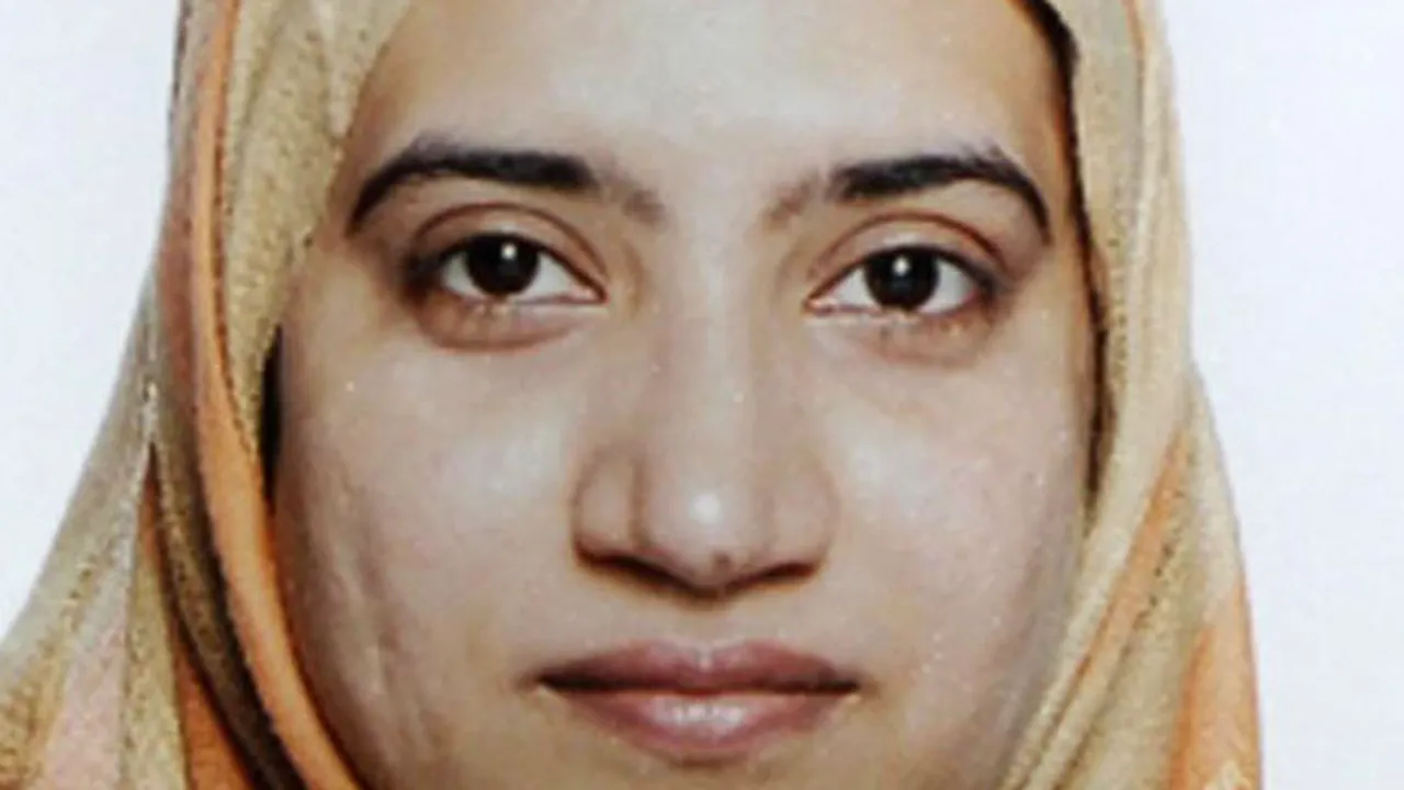 Autoarea atacului din California le scrisese unor prieteni, pe Facebook, că vrea să devină jihadistă