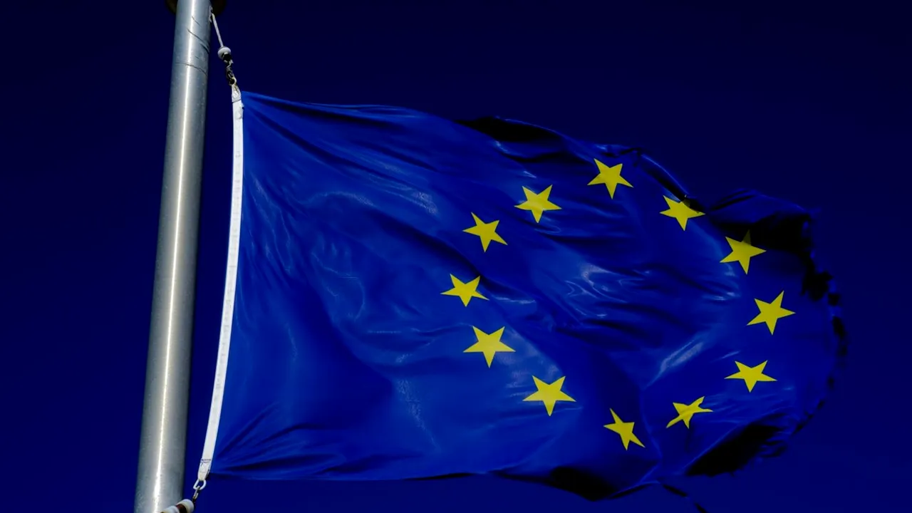 Comisia Europeană propune adaptarea legislaţiei pentru atingerea neutralităţii climatice în 2050