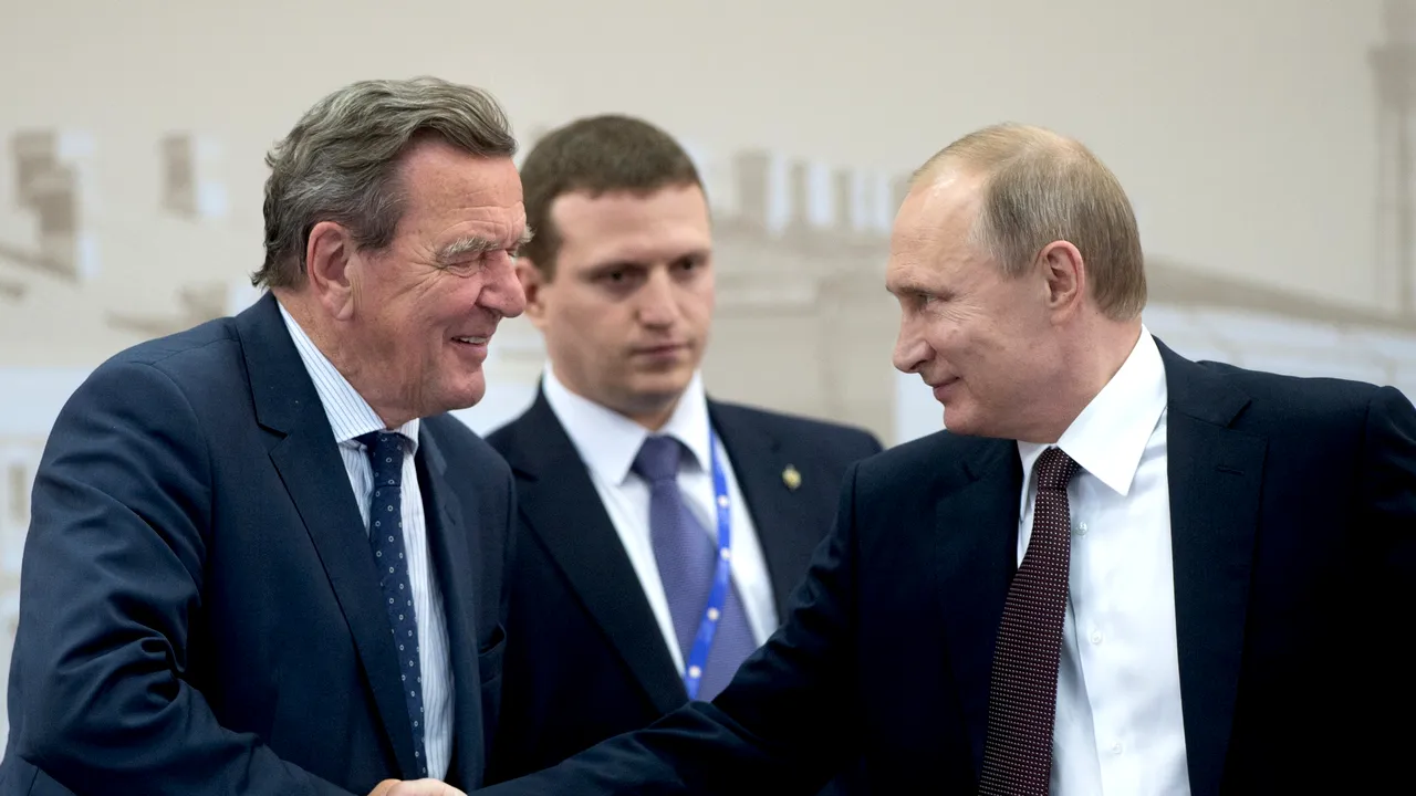 Guvernul Germaniei plănuieşte să-i taie privilegiile fostului cancelar, Gerhard Schroeder, pentru apropierea lui faţă de Putin