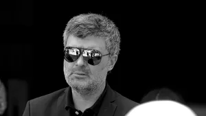 A murit nepotul dictatorului comunist bulgar, Todor Jivkov. Todor Slavkov a fost găsit fără suflate într-o pensiune