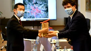 Transport urban inteligent. Capitala ar putea lua lecţii de la oraşele japoneze. Nicuşor Dan se întâlneşte cu ambasadorul Hiroshi Ueda