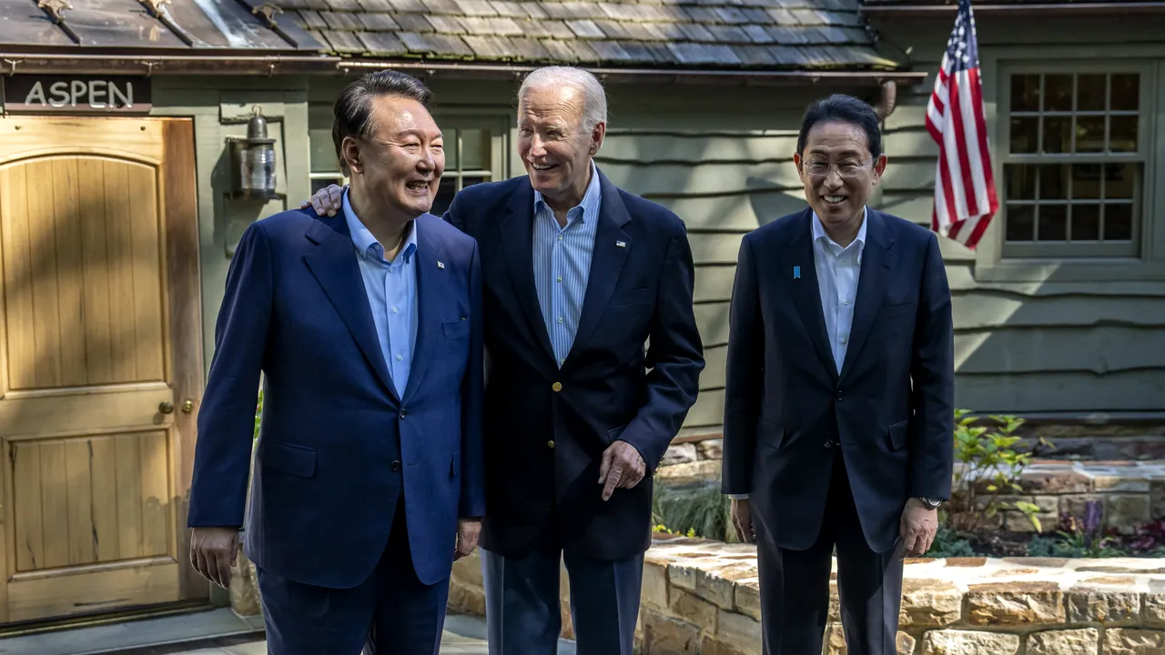 Financial Times: Acordul de la Camp David reduce tensiunile între Japonia şi Coreea de Sud