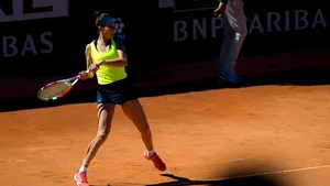 Mihaela Buzărnescu a fost ELIMINATĂ de Naomi Osaka în optimile turneului de la Roma