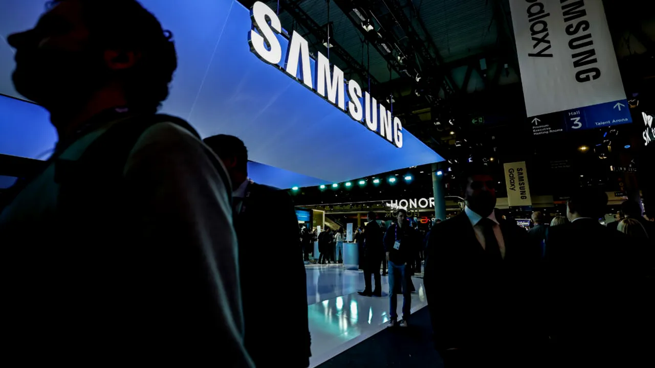 Samsung explorează noi dispozitive purtabile inteligente, inclusiv cercei și coliere, bazate pe inteligență artificială