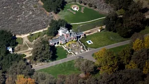 Ferma Neverland a lui Michael Jackson ar putea deveni o şcoală de muzică pentru copii