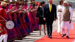 Înțelegerea ce ar putea să arunce economia Rusiei în aer. Trump și Modi au bătut palma