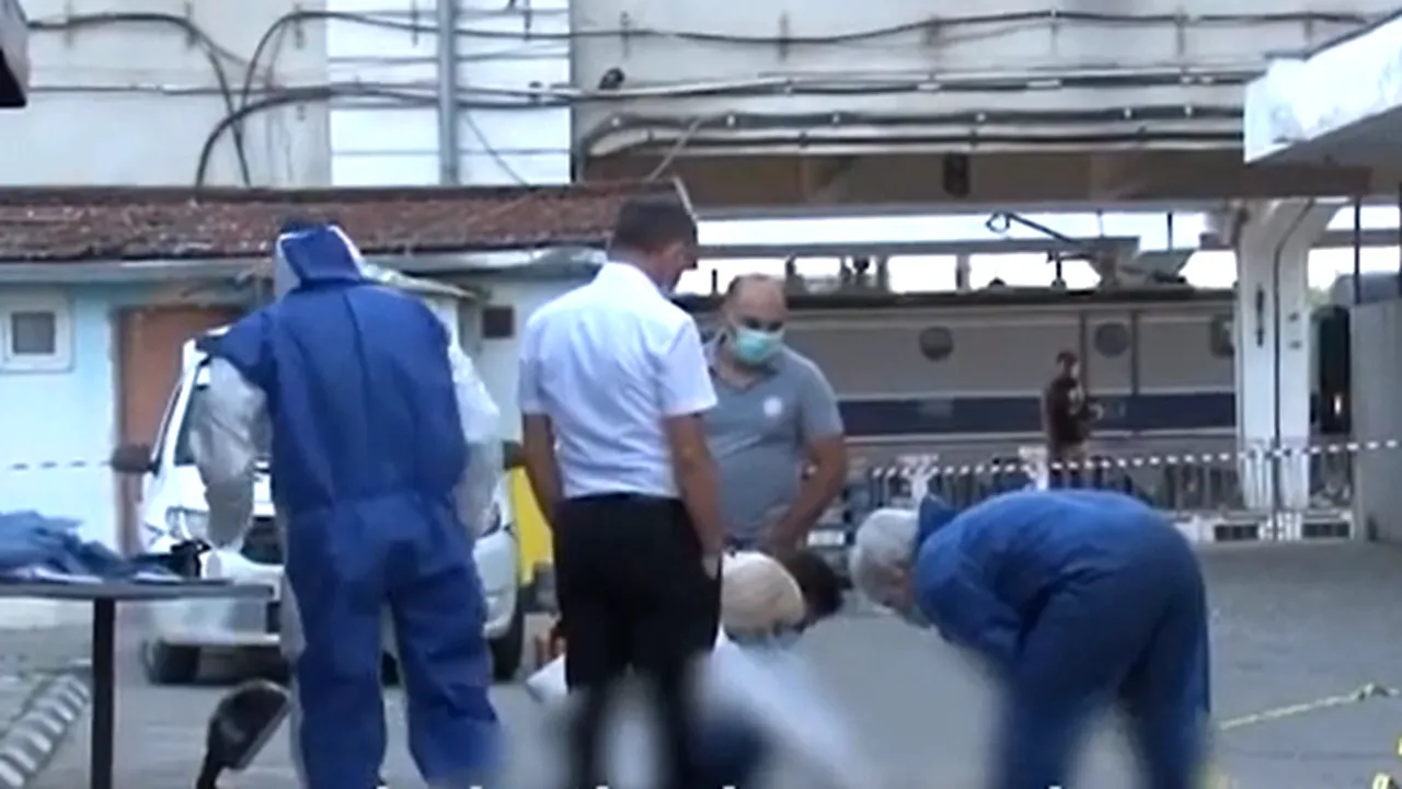 VIDEO Crimă în Gara de Nord din Timişoara. Bărbat înjunghiat, găsit în zona de acces spre peroane