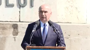 Bolojan, mesaj cu ocazia Zilei Aviației Române: Suntem membri NATO, acest lucru este o garanție