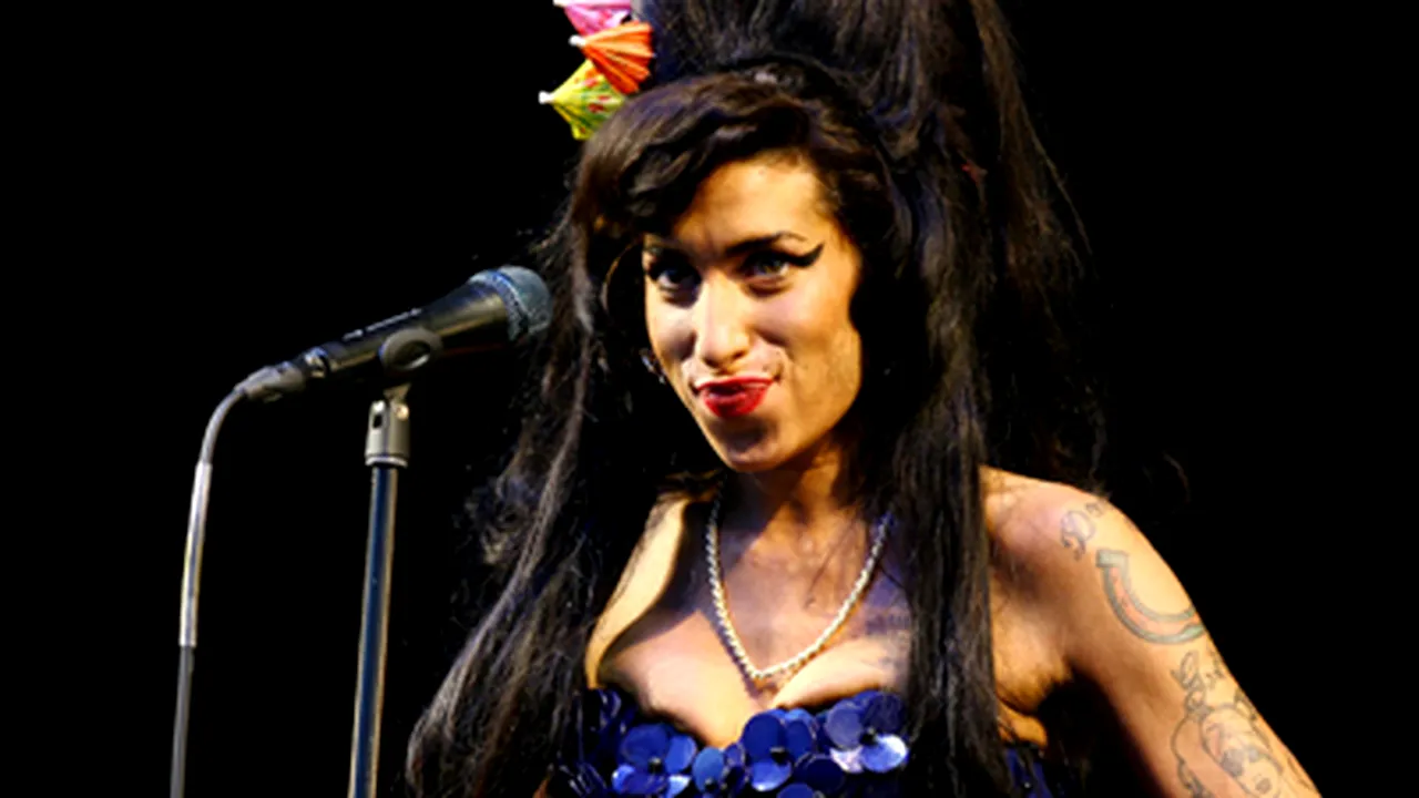 Amy Winehouse va scrie o carte pentru copii