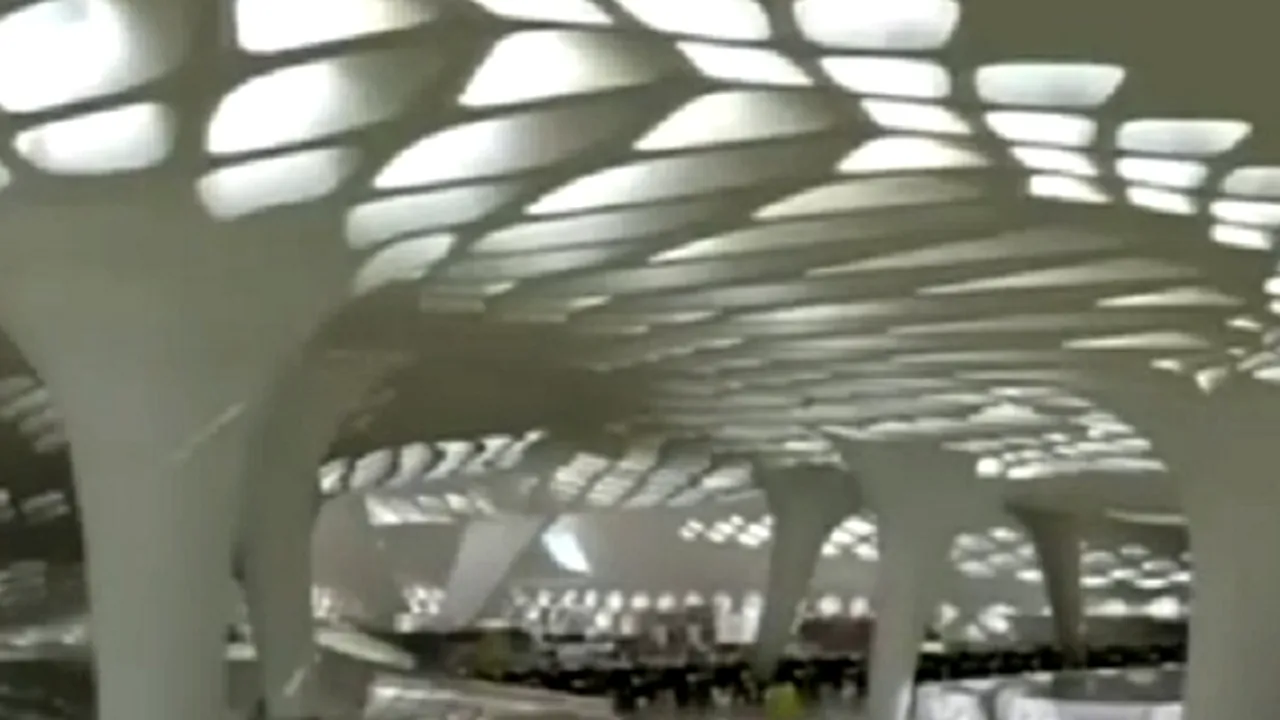 Noul AEROPORT al Chinei: Cum arată 