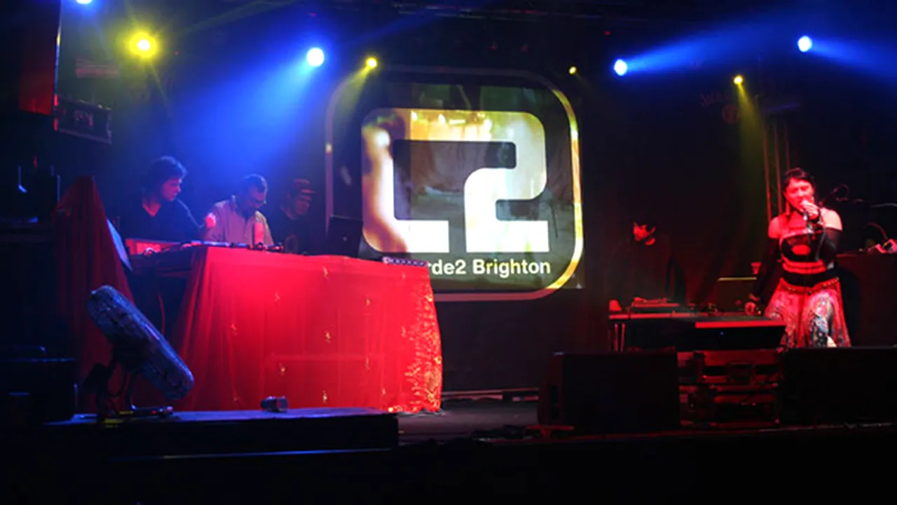Shukar Collective a încins atmosfera la Brighton Fringe Festival