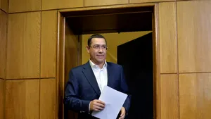 Victor Ponta, eliberat din funcţia de secretar general al Guvernului