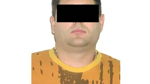Bărbat urmărit internaţional pentru trafic de persoane, prins la Bucureşti